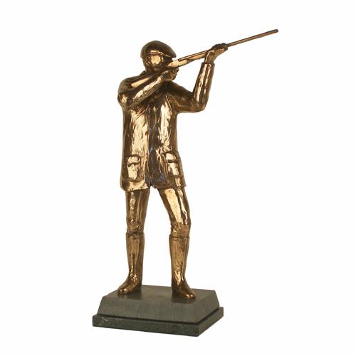 Clay pigeon shooting trophy, 13 inch tall man lining up his shot